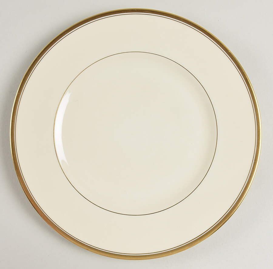 Monticello Dinner Plate by Syracuse-1
