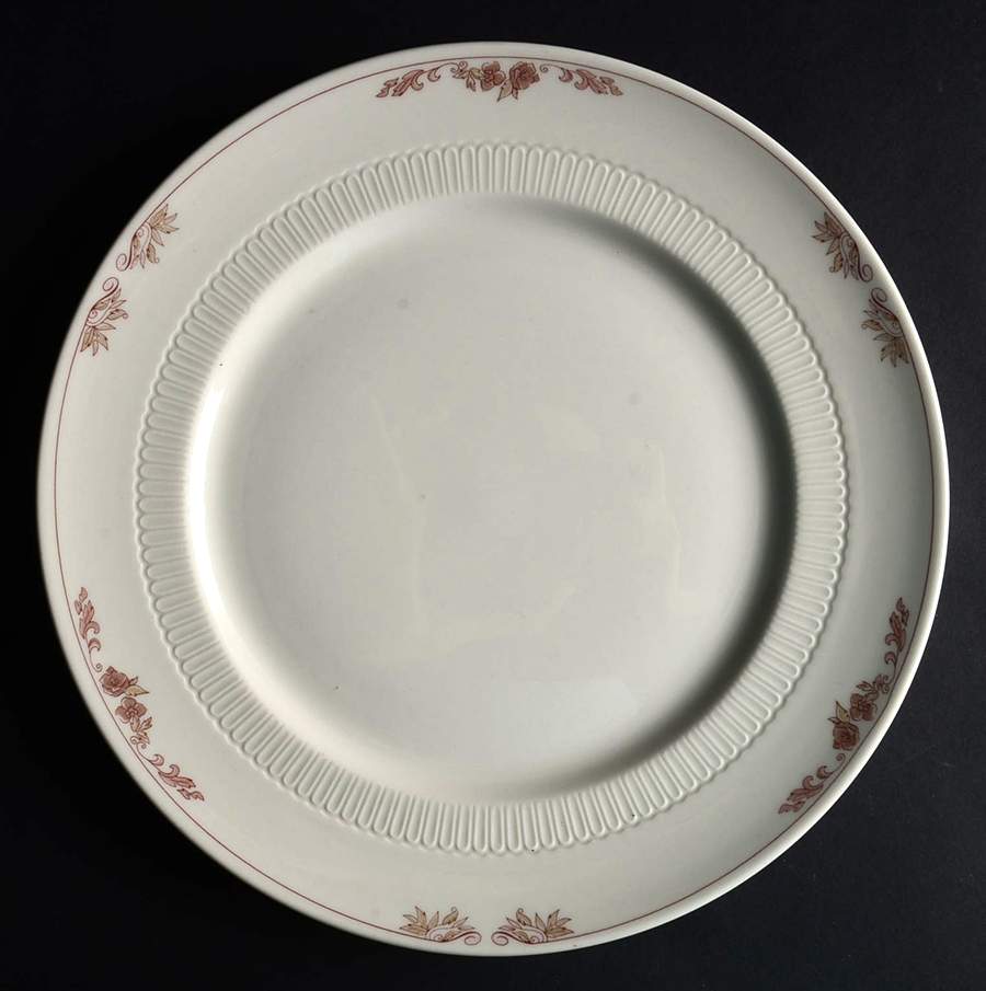 Montlynn 11" Chop Plate (Round Platter) by Syracuse-1