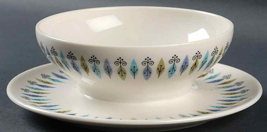 Nordic Gravy Boat with Attached Underplate by Syracuse-1