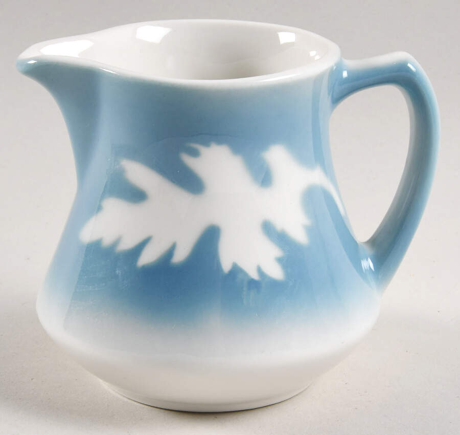 Oakleigh-Blue (Smooth) Creamer by Syracuse-1