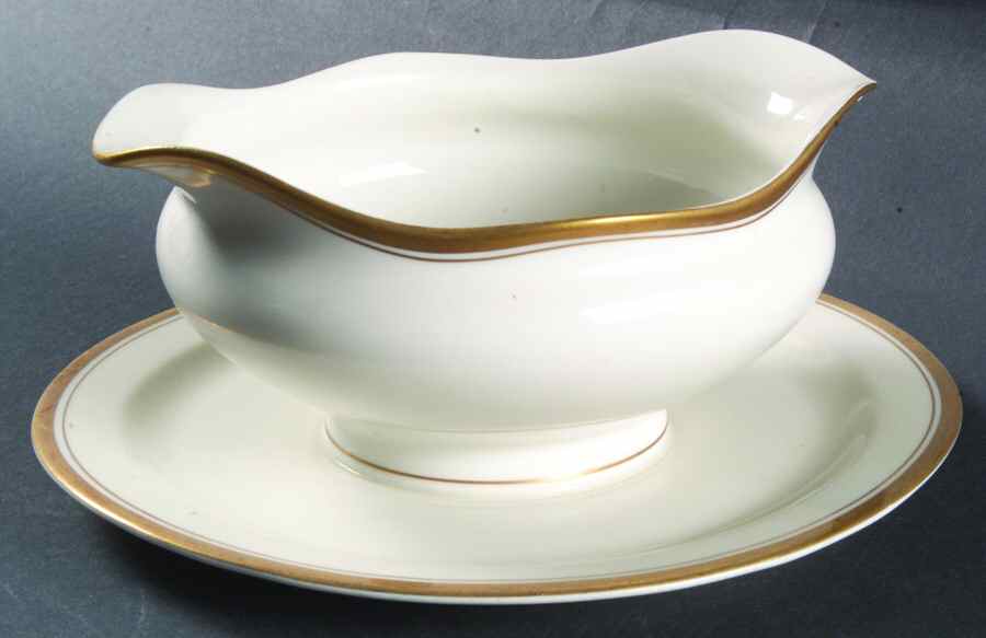 Old Colony Round Gravy Boat/Attached Underplate by Syracuse-1