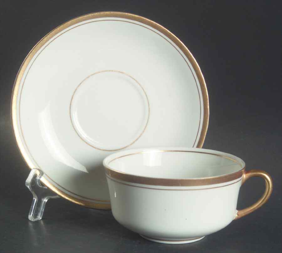 Old Colony Flat Cup & Saucer Set by Syracuse-1