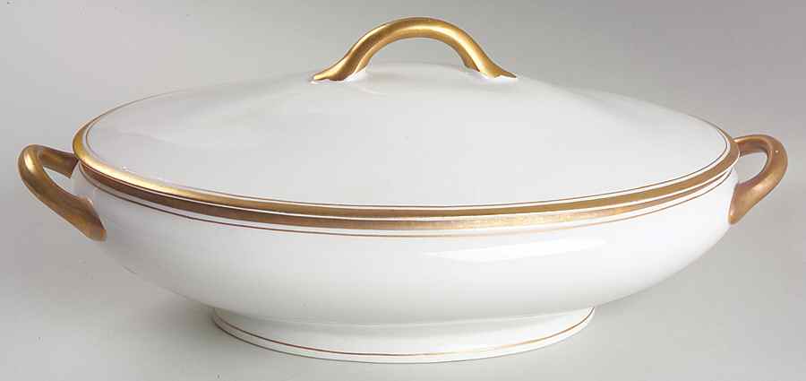 Old Colony Oval Covered Vegetable by Syracuse-1