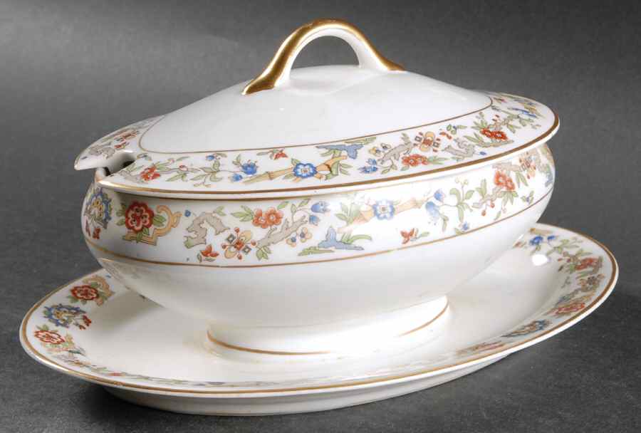 Oriental (Gold Trim) Gravy Boat w/Attached Underplate & Lid by Syracuse-1
