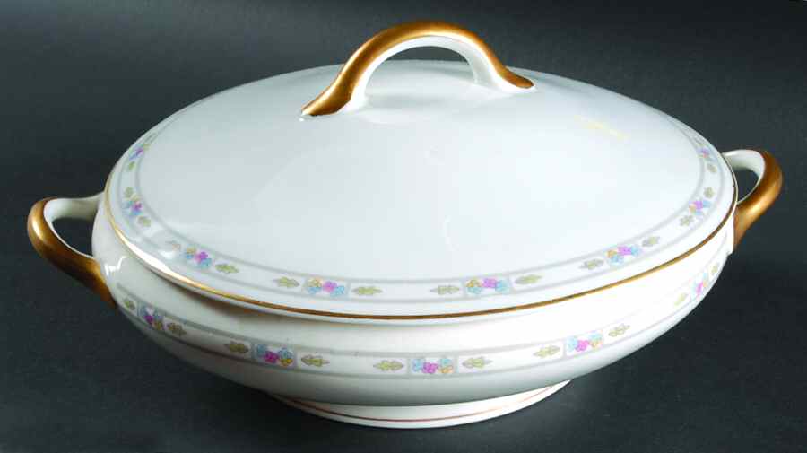 Orleans Round Covered Vegetable by Syracuse-1