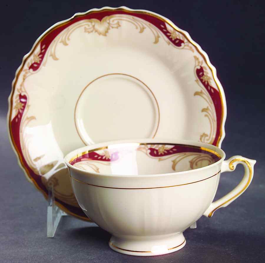 Radcliffe Footed Cup & Saucer Set by Syracuse-1