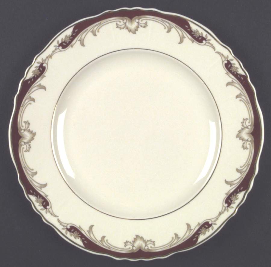 Radcliffe Dinner Plate by Syracuse-1