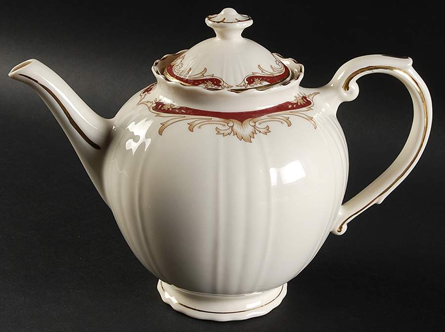 Radcliffe Teapot & Lid by Syracuse-1