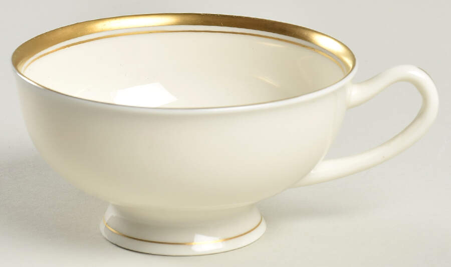 Regent Footed Cup by Syracuse-1