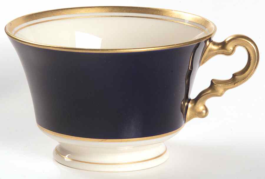 Royal Court Footed Cup by Syracuse-1