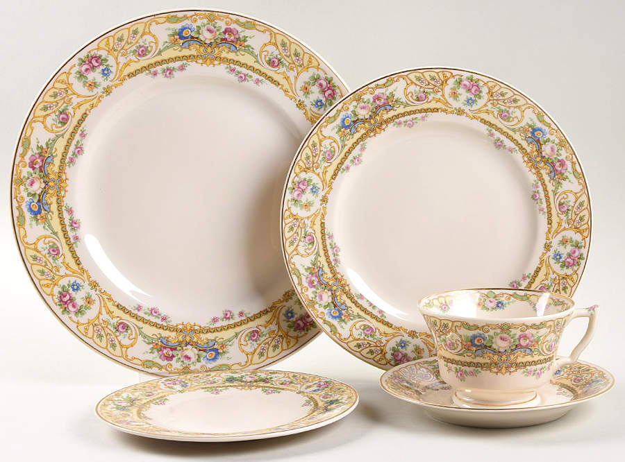 Rose Marie 5 Piece Place Setting by Syracuse-1