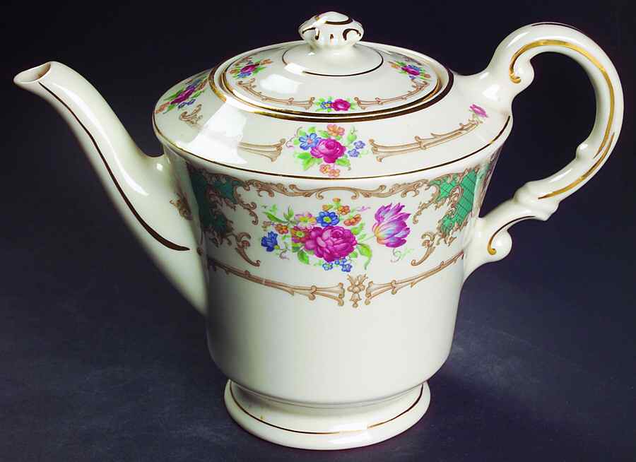 Romance Green Teapot & Lid by Syracuse-1