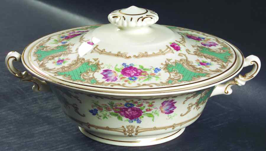 Romance Green Round Covered Vegetable by Syracuse-1