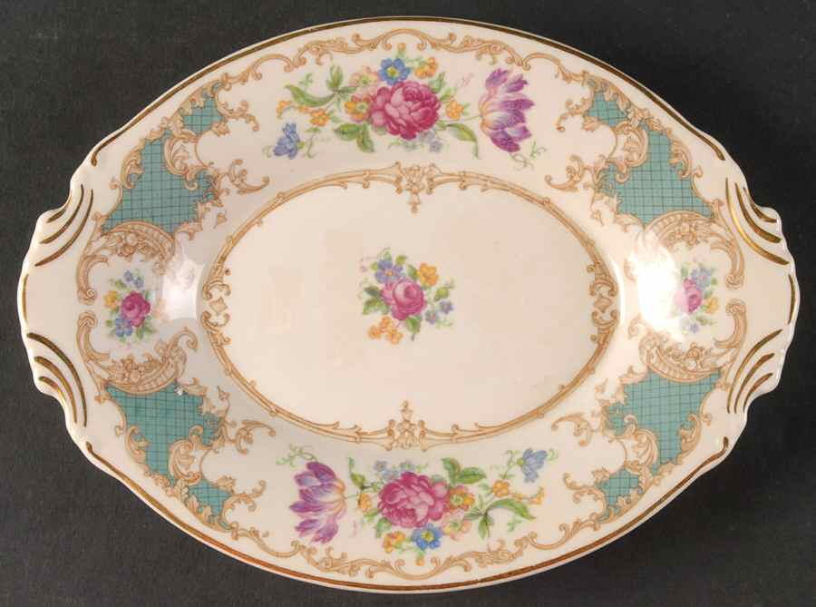 Romance Green Underplate for Gravy Boat by Syracuse-1