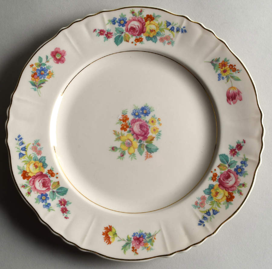 Rosemoor Dinner Plate by Syracuse-1