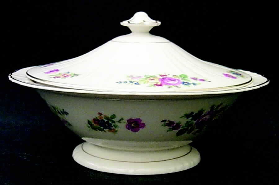 Rosemoor Round Covered Vegetable by Syracuse-1