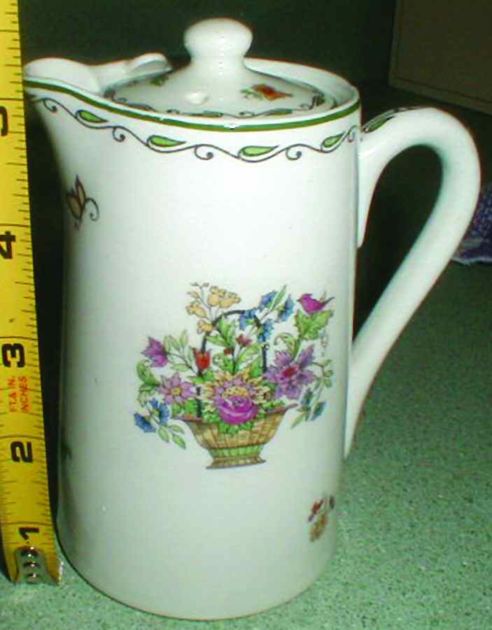 Roslyn Coffee Pot & Lid by Syracuse-1