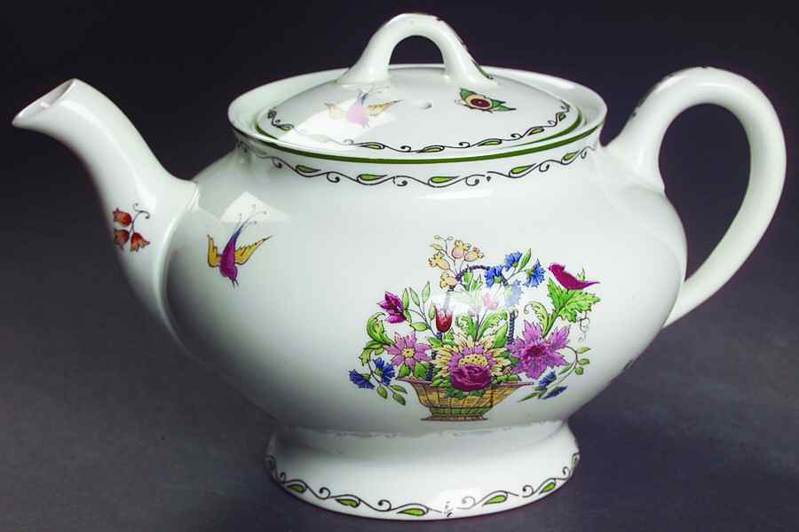 Roslyn Teapot & Lid by Syracuse-1