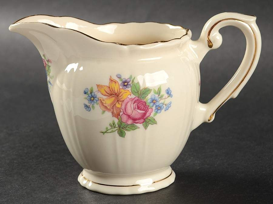 Santa Rosa Creamer by Syracuse-1