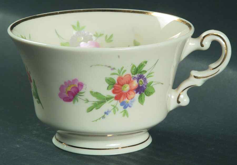Selma Footed Cup by Syracuse-1