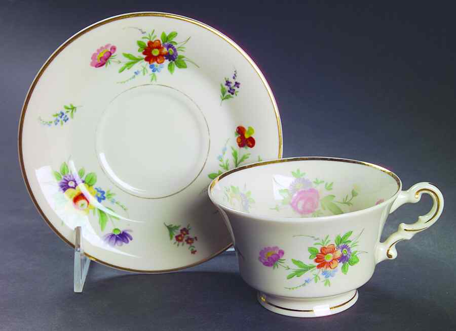 Selma Footed Cup & Saucer Set by Syracuse-1