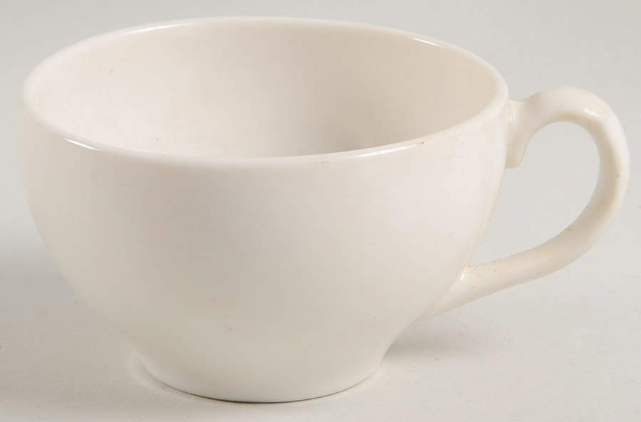 Serene Flat Cup by Syracuse-1