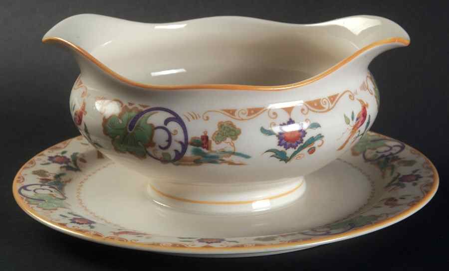 Shalimar Gravy Boat with Attached Underplate by Syracuse-1