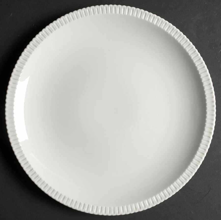 Shelledge 11" Chop Plate (Round Platter) by Syracuse-1