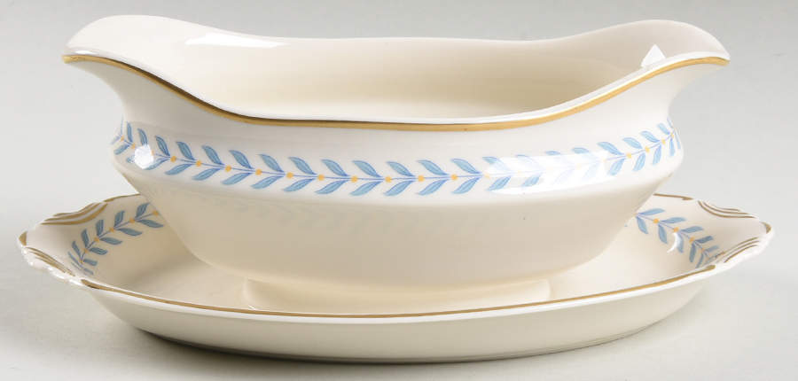 Sherwood Gravy Boat with Attached Underplate by Syracuse-1