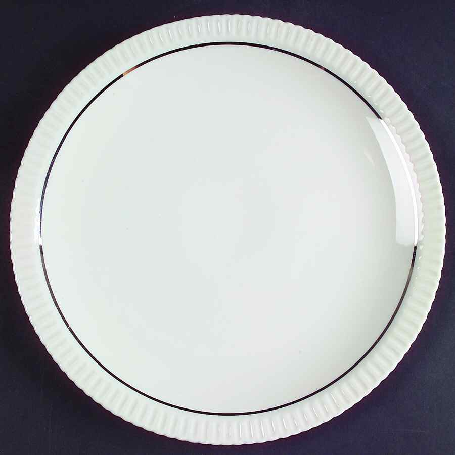 Shelledge Platinum Dinner Plate by Syracuse-1