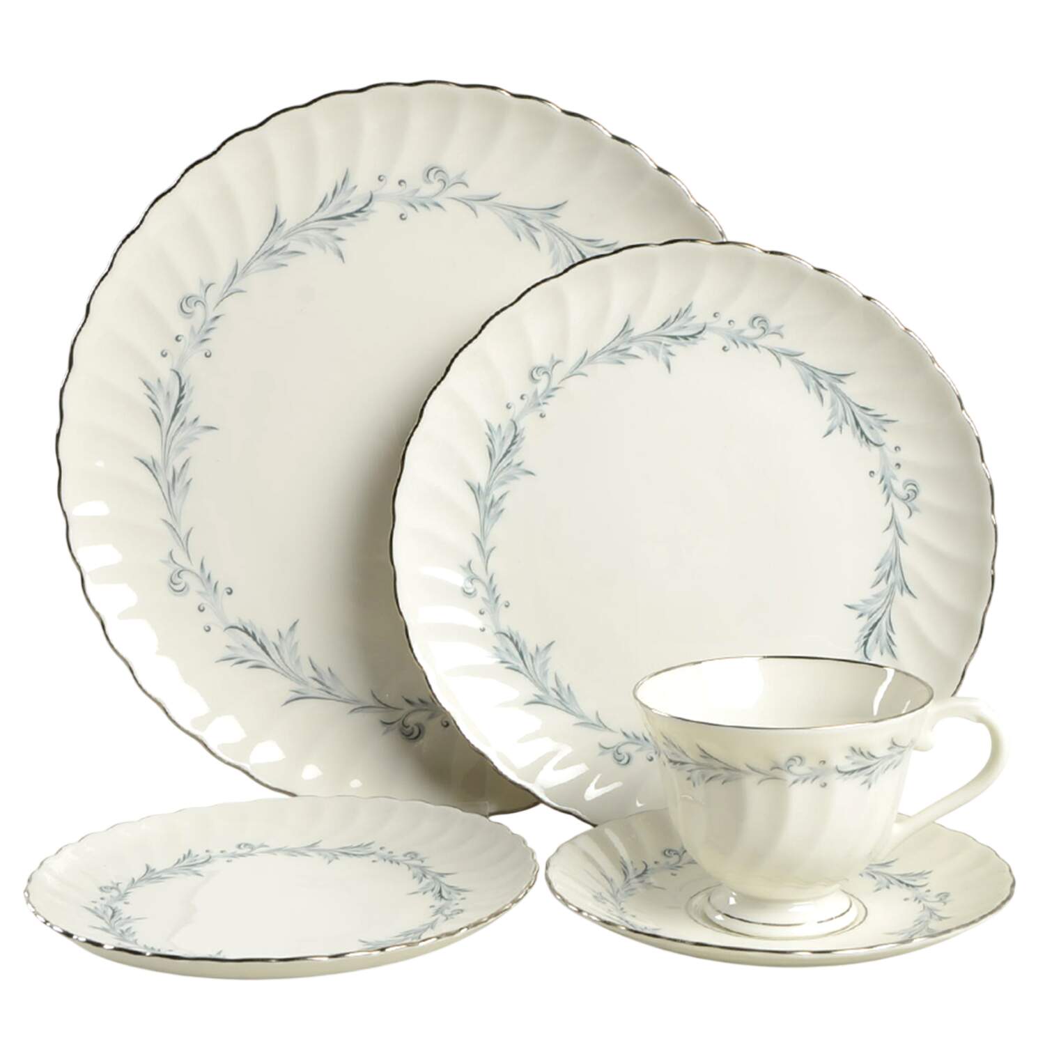 Sonata 40 Piece Estate Set by Syracuse-1