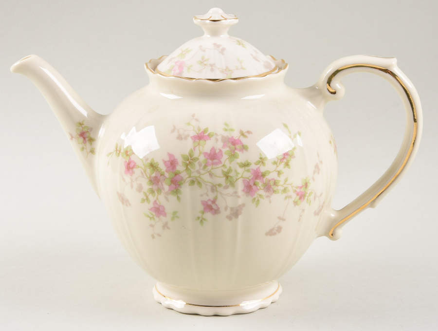 Stansbury Teapot & Lid by Syracuse-1