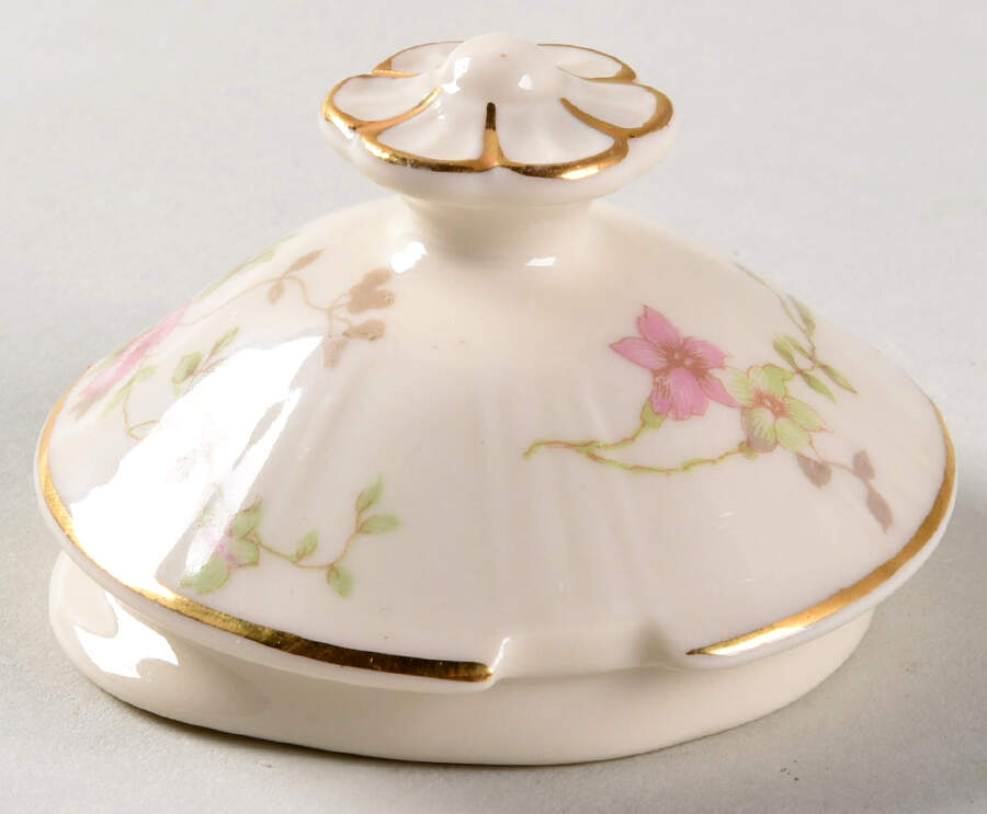 Stansbury Lid for Coffee Pot by Syracuse-1