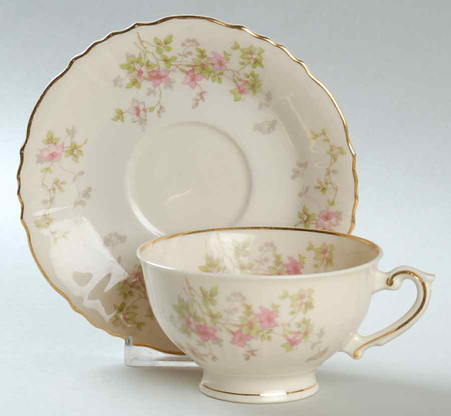Stansbury Footed Cup & Saucer Set by Syracuse-1