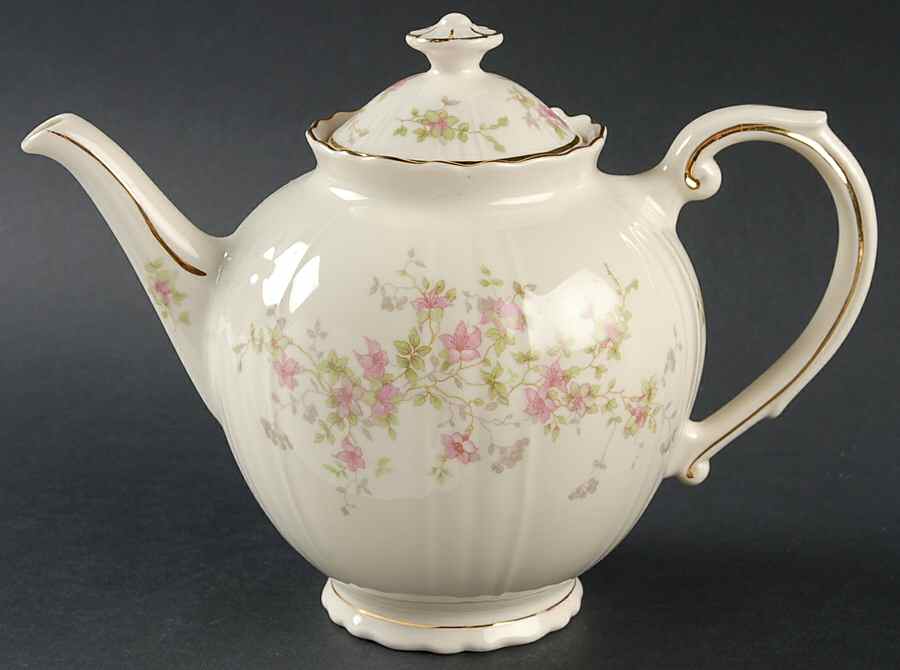 Stansbury Teapot & Lid by Syracuse-1