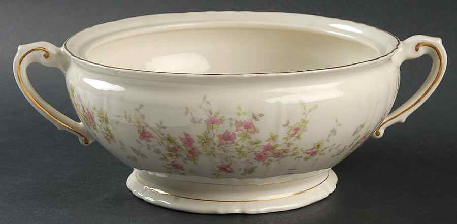 Stansbury Round Vegetable No Lid by Syracuse-1