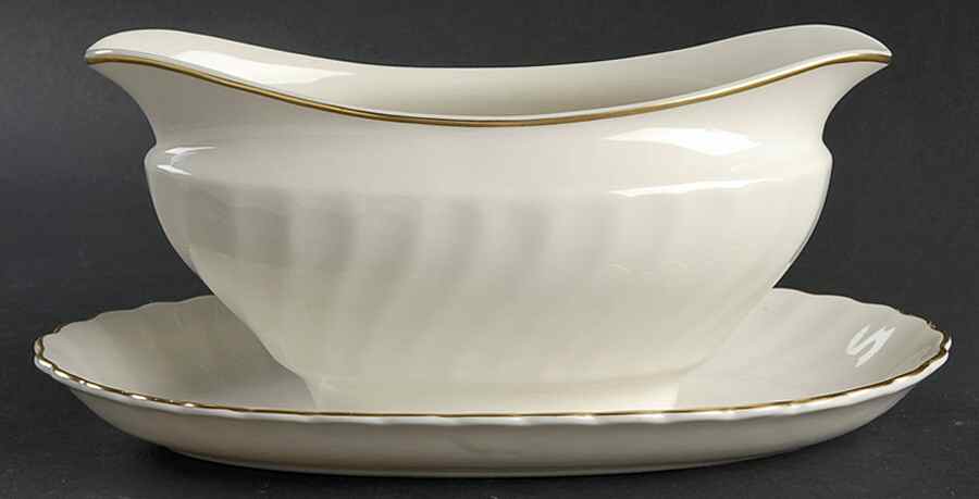 Standish Gravy Boat with Attached Underplate by Syracuse-1