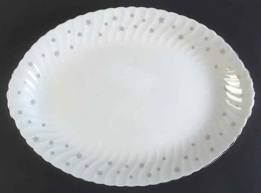 Stardust 16" Oval Serving Platter by Syracuse-1