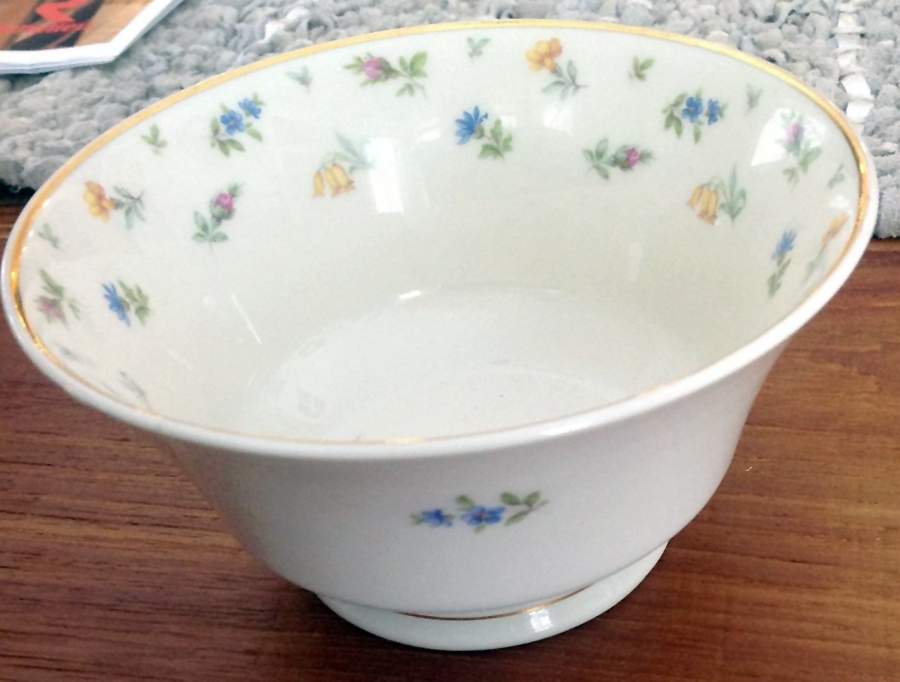 Suzanne Cranberry Bowl by Syracuse-1