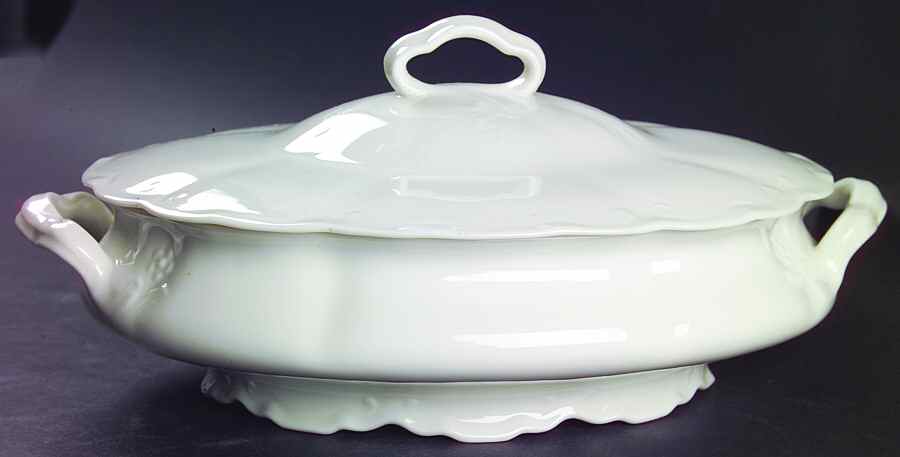 Plymouth Oval Covered Vegetable by Syracuse-1