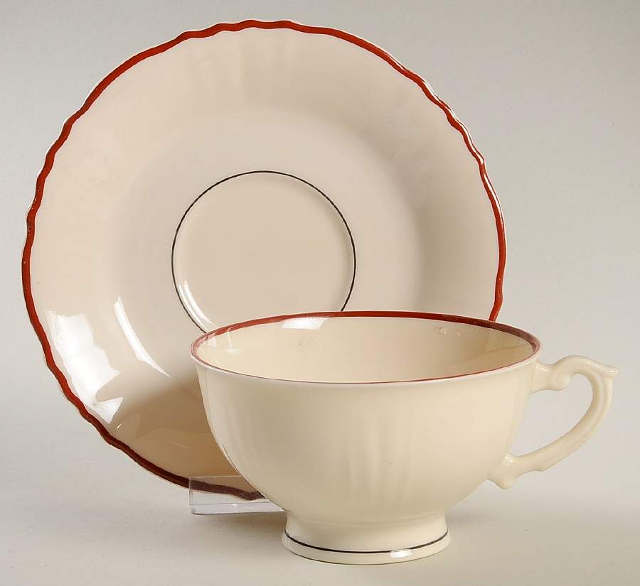 SY11 Footed Cup & Saucer Set by Syracuse-1