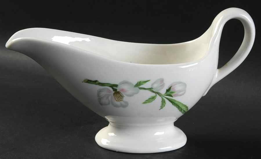 SY124 Gravy Boat by Syracuse-1