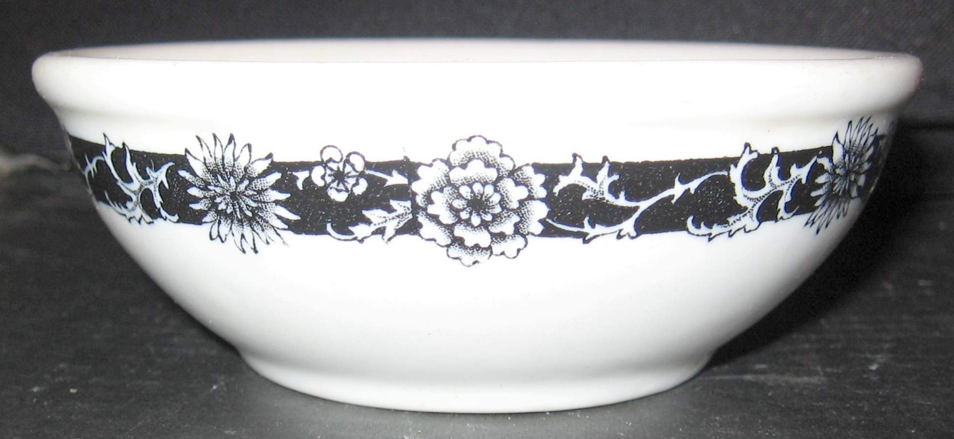 SY161 Fruit/Dessert (Sauce) Bowl by Syracuse-1