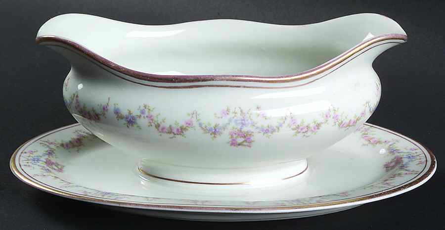 SY18 Gravy Boat with Attached Underplate by Syracuse-1