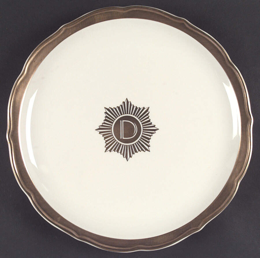 SY250 Service Plate (Charger) by Syracuse-1