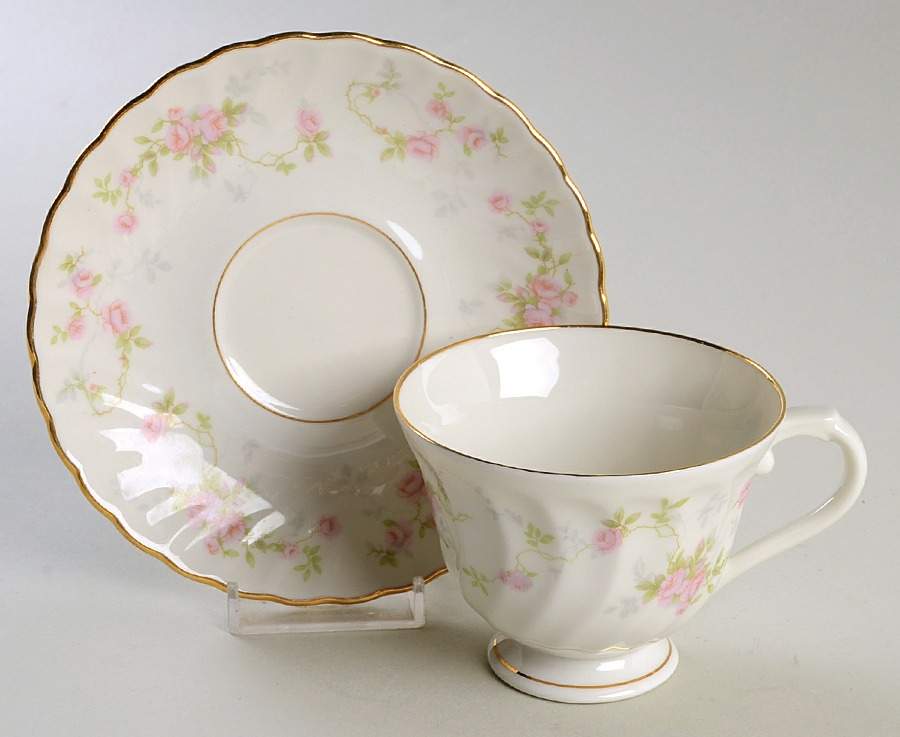SY48 Footed Cup & Saucer Set by Syracuse-1