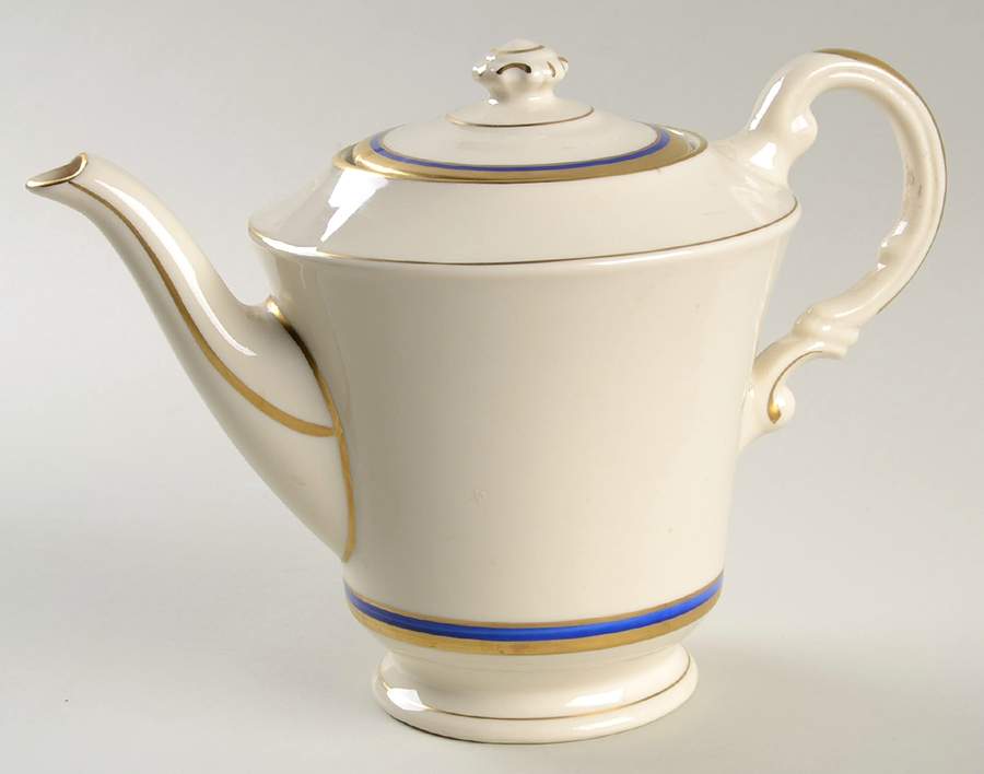 SY62 Teapot & Lid by Syracuse-1