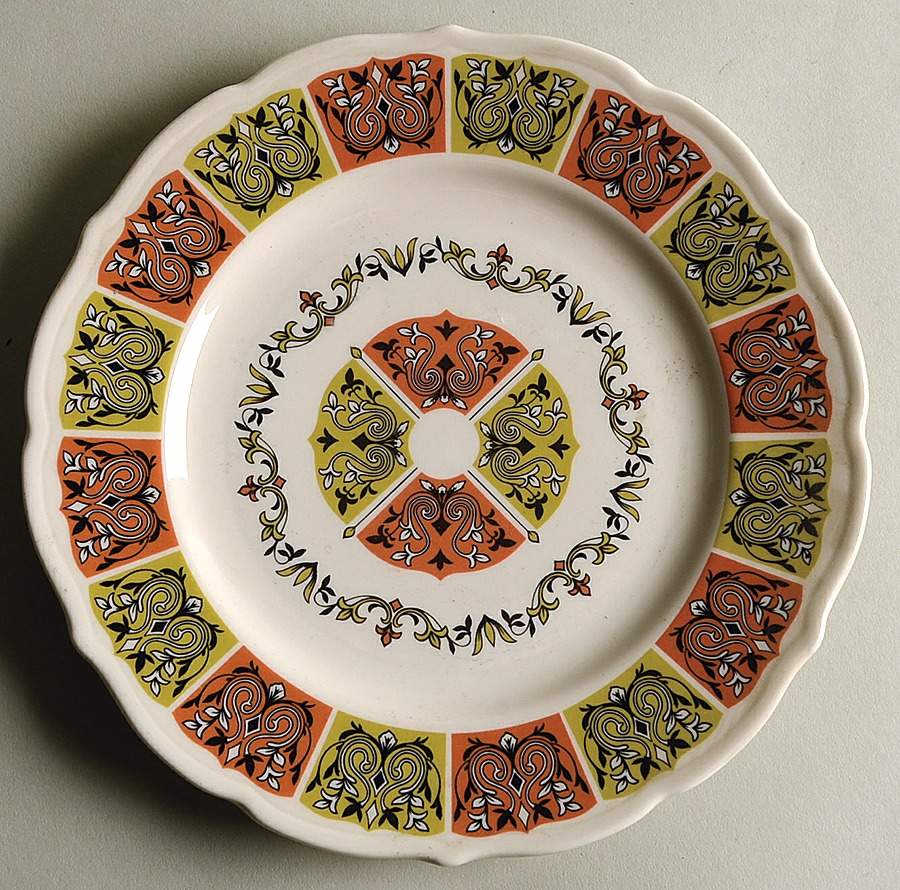 Coral 'N Jade Salad Plate by Syracuse-1