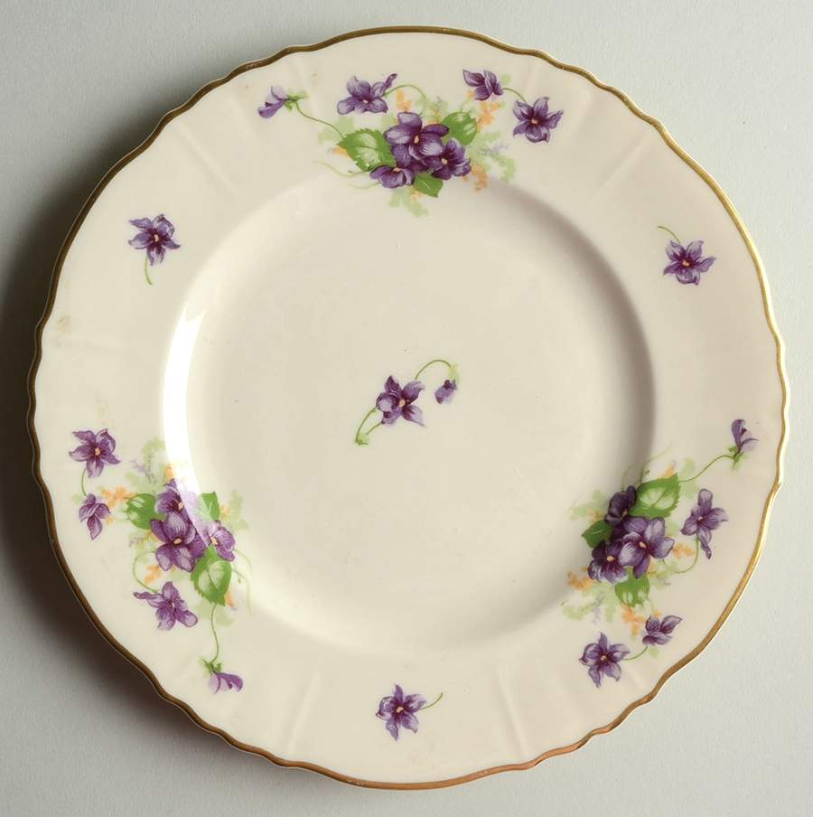 Violets Dessert/Pie Plate by Syracuse-1