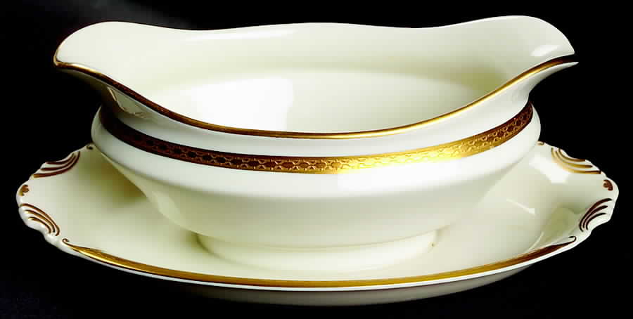 Wayne (No Color Band) Gravy Boat with Attached Underplate by Syracuse-1
